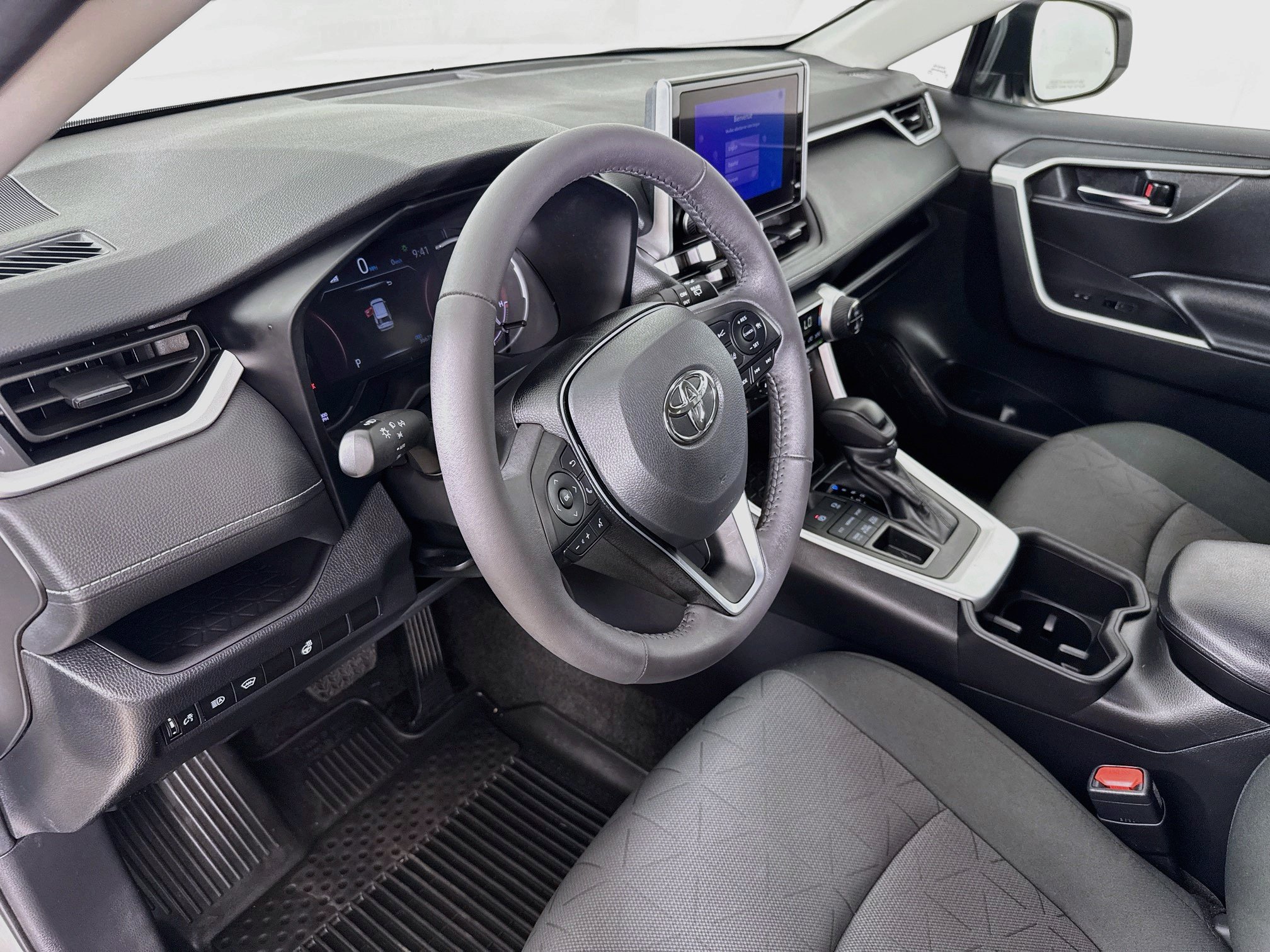 Certified 2024 Toyota RAV4 XLE w/ Weather Package AWD/4WD image 10