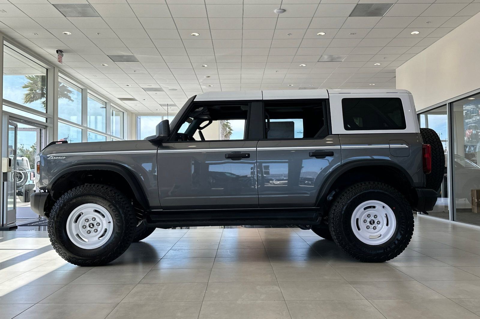 New 2026 Ford Bronco Outer Banks image 6