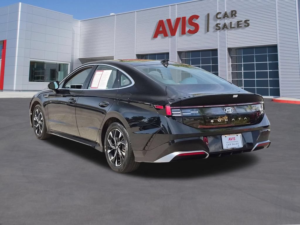 Used 2025 Hyundai Sonata SEL FWD image 9