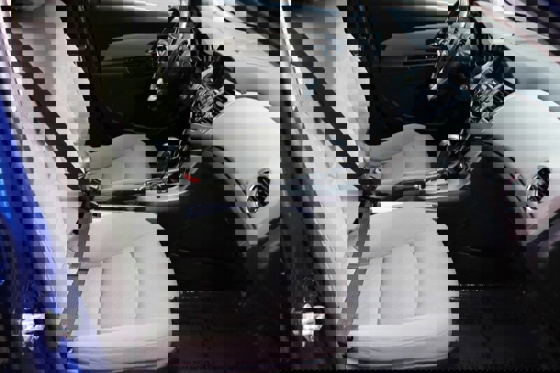 Used 2012 Chevrolet Cruze LT image 17