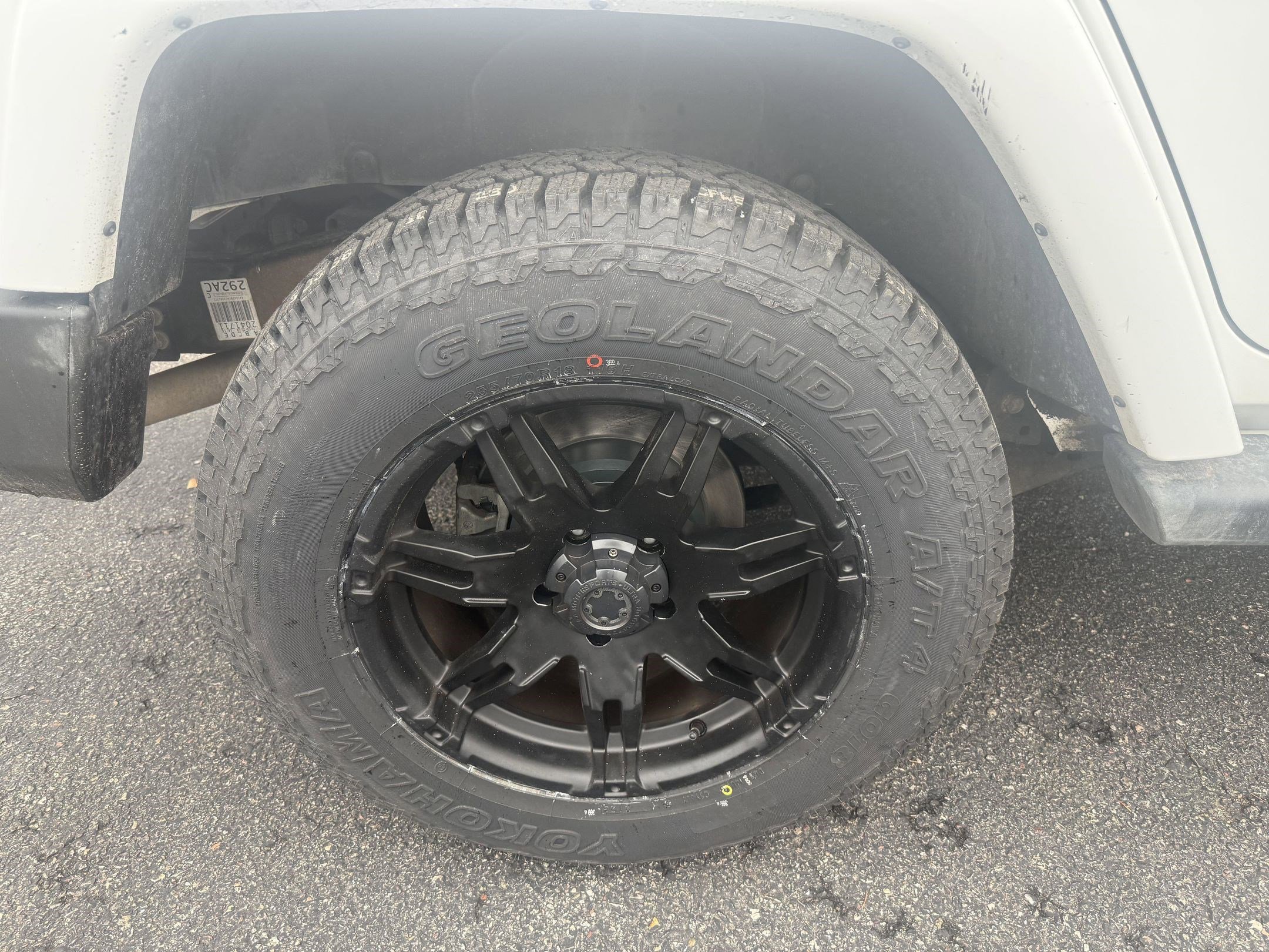 Used 2013 Jeep Wrangler Unlimited Sahara image 20