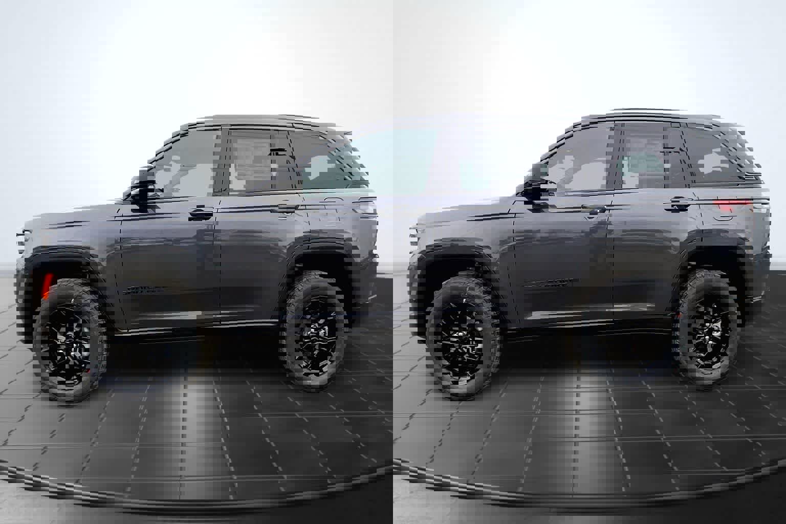 New 2026 Jeep Grand Cherokee Altitude image 3