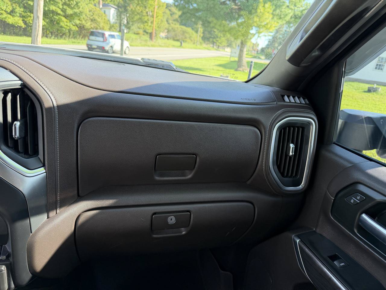 Used 2020 Chevrolet Silverado 2500 LTZ w/ LTZ Plus Package AWD/4WD image 30