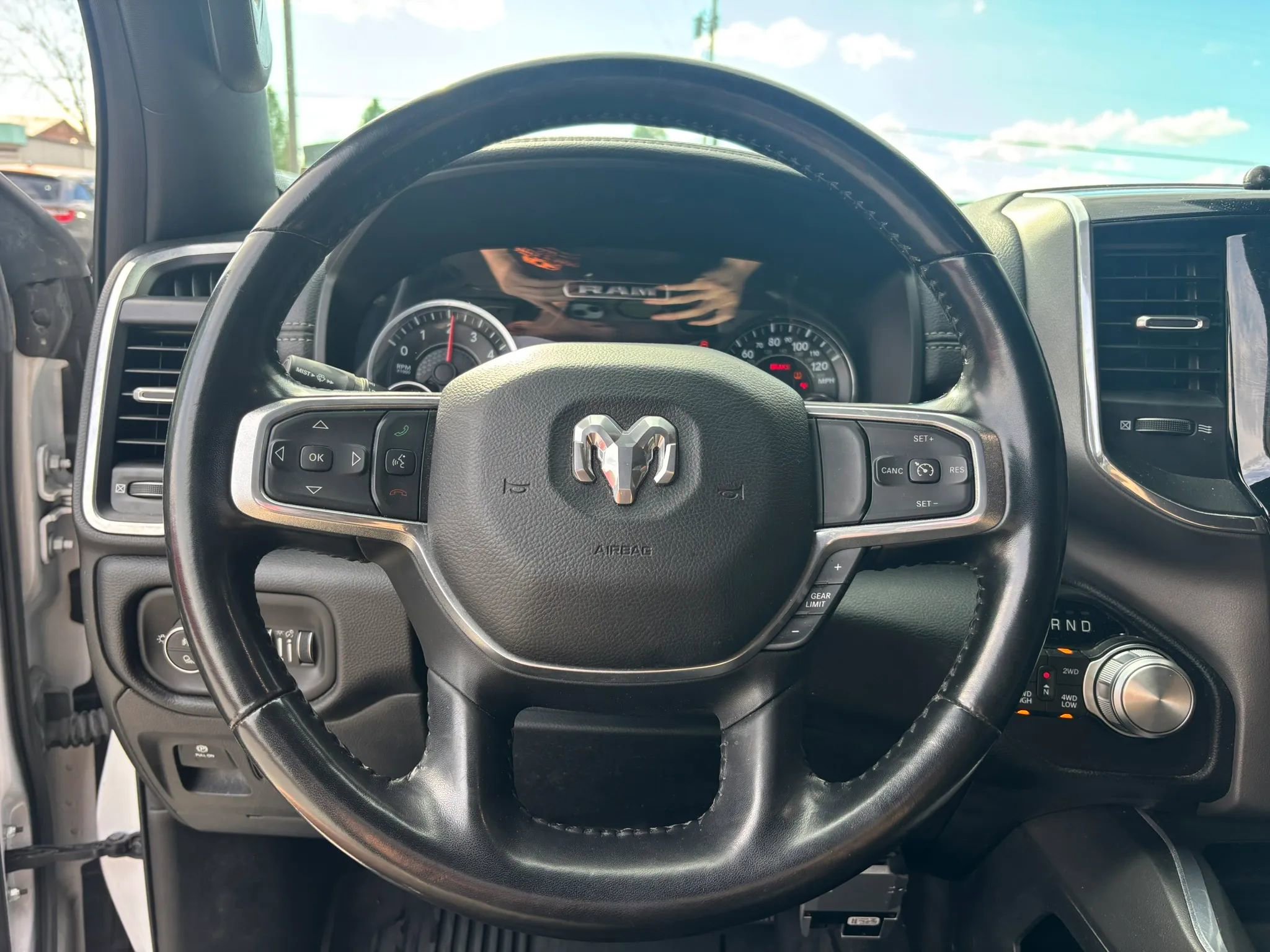 Used 2021 RAM 1500 Laramie AWD/4WD image 21