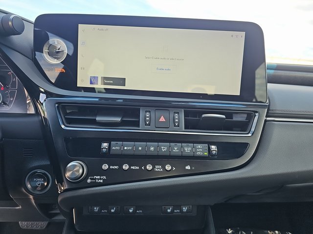 Certified 2025 Lexus ES 300h w/ Premium Package image 21