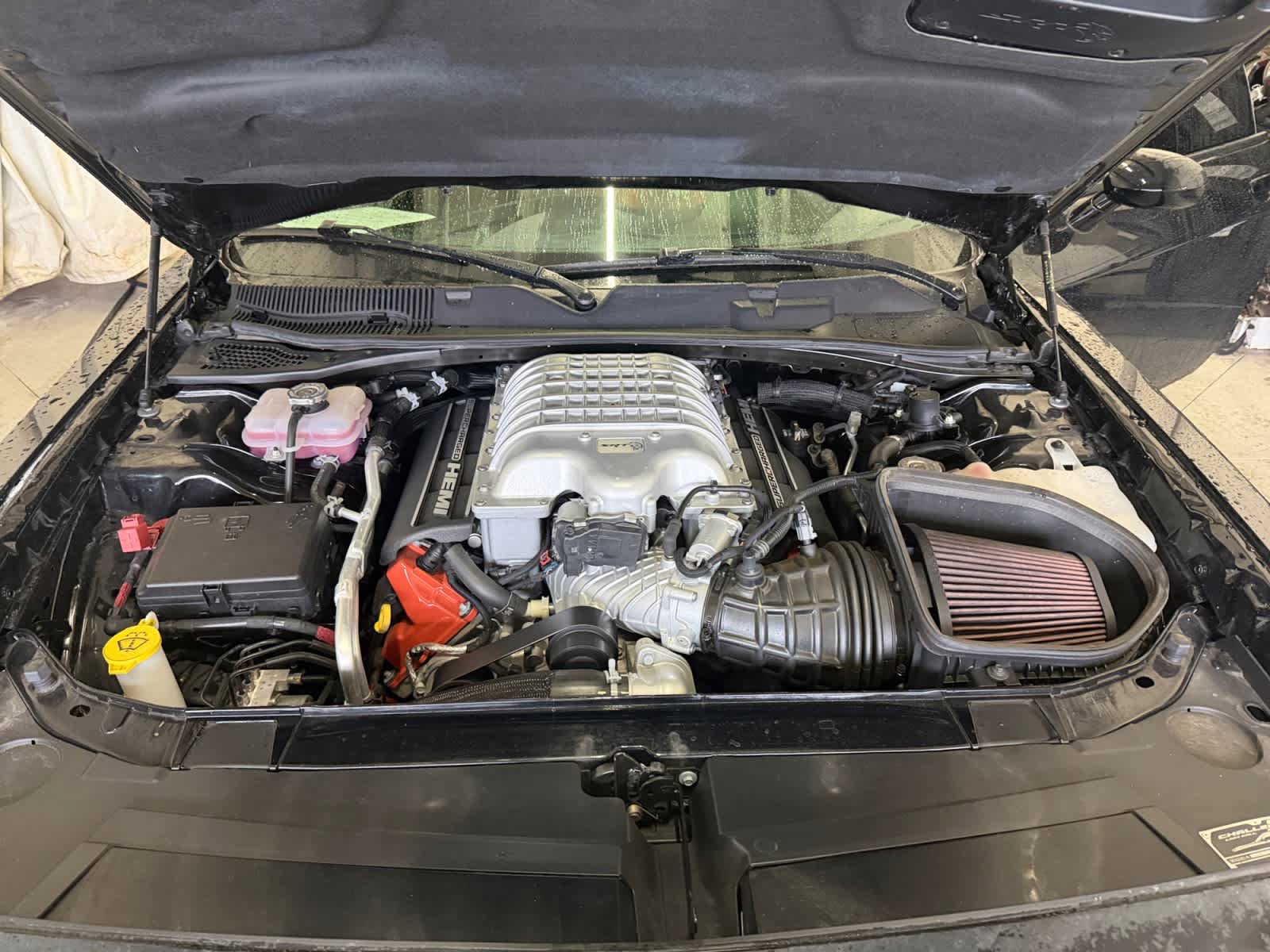 Used 2023 Dodge Challenger SRT Hellcat RWD image 2