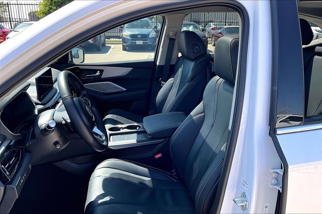 Certified 2026 Acura MDX w/ Technology Package image 30