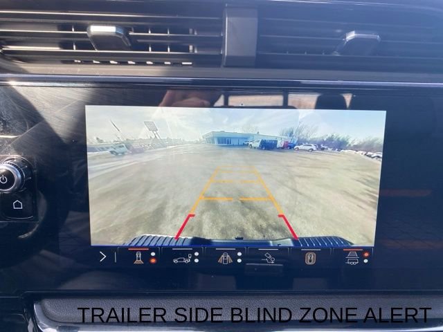 Used 2024 GMC Sierra 2500 AT4 w/ AT4 Preferred Package image 25