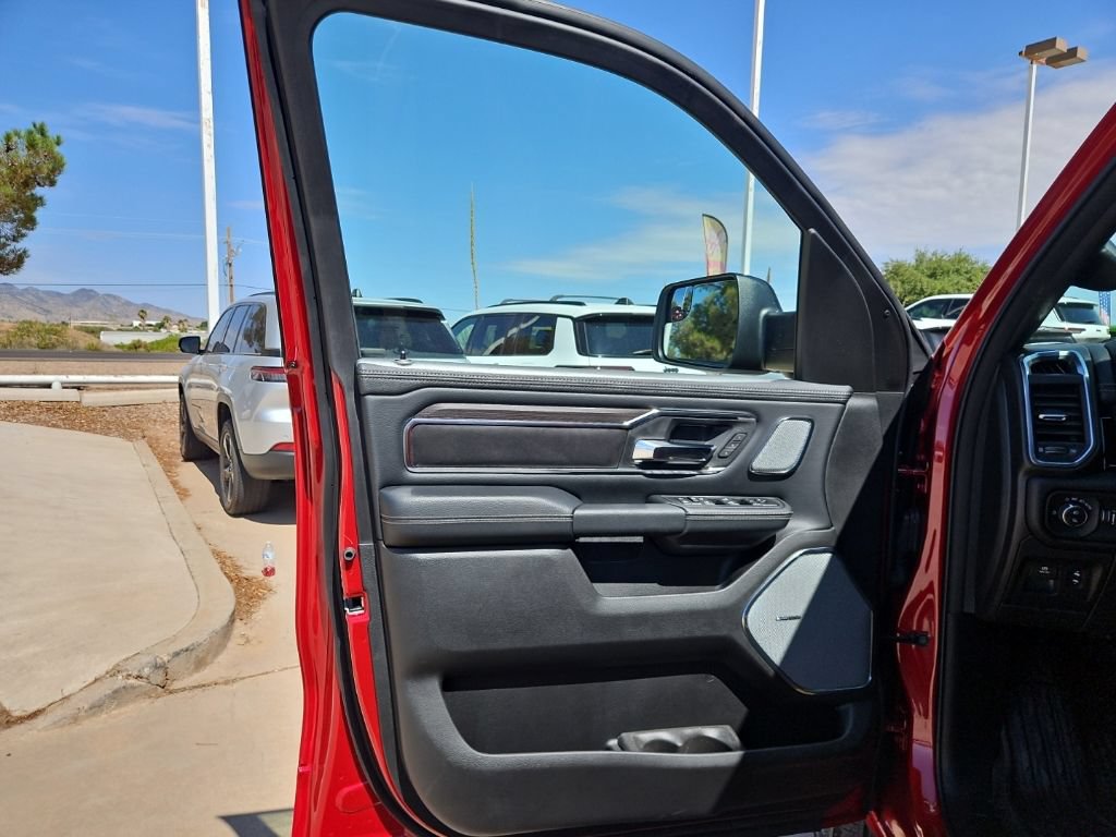 New 2026 RAM 1500 Laramie w/ Night Edition AWD/4WD image 13