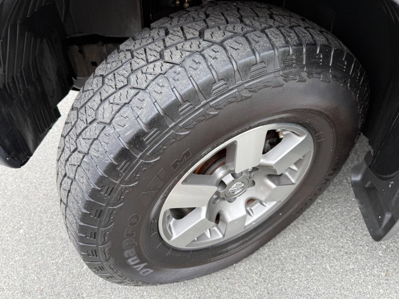 Used 2011 Nissan Xterra PRO-4X w/ Pro-4x Leather Pkg AWD/4WD image 26