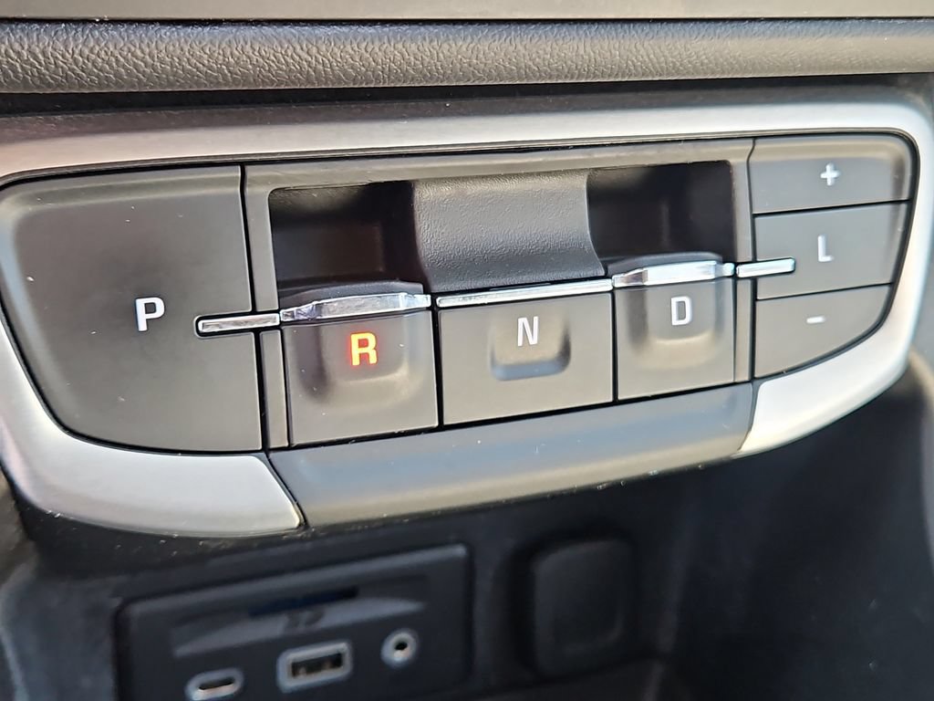 Used 2024 GMC Terrain SLT AWD/4WD image 34
