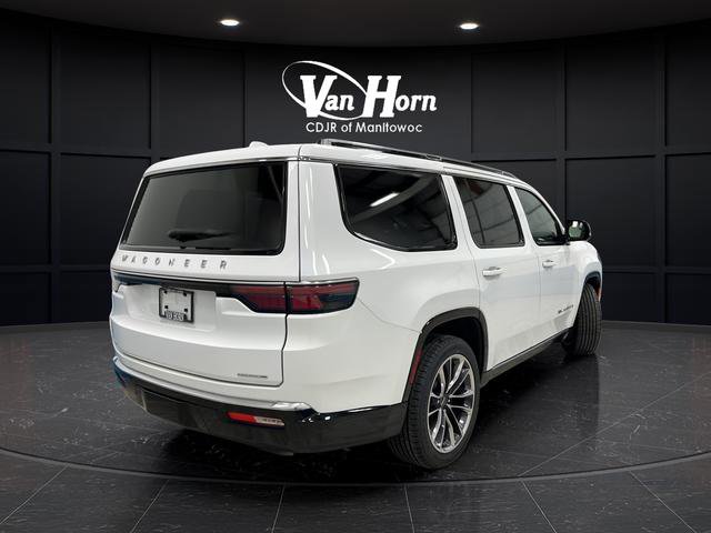 Used 2023 Jeep Wagoneer Series III w/ Premium Group I AWD/4WD image 3