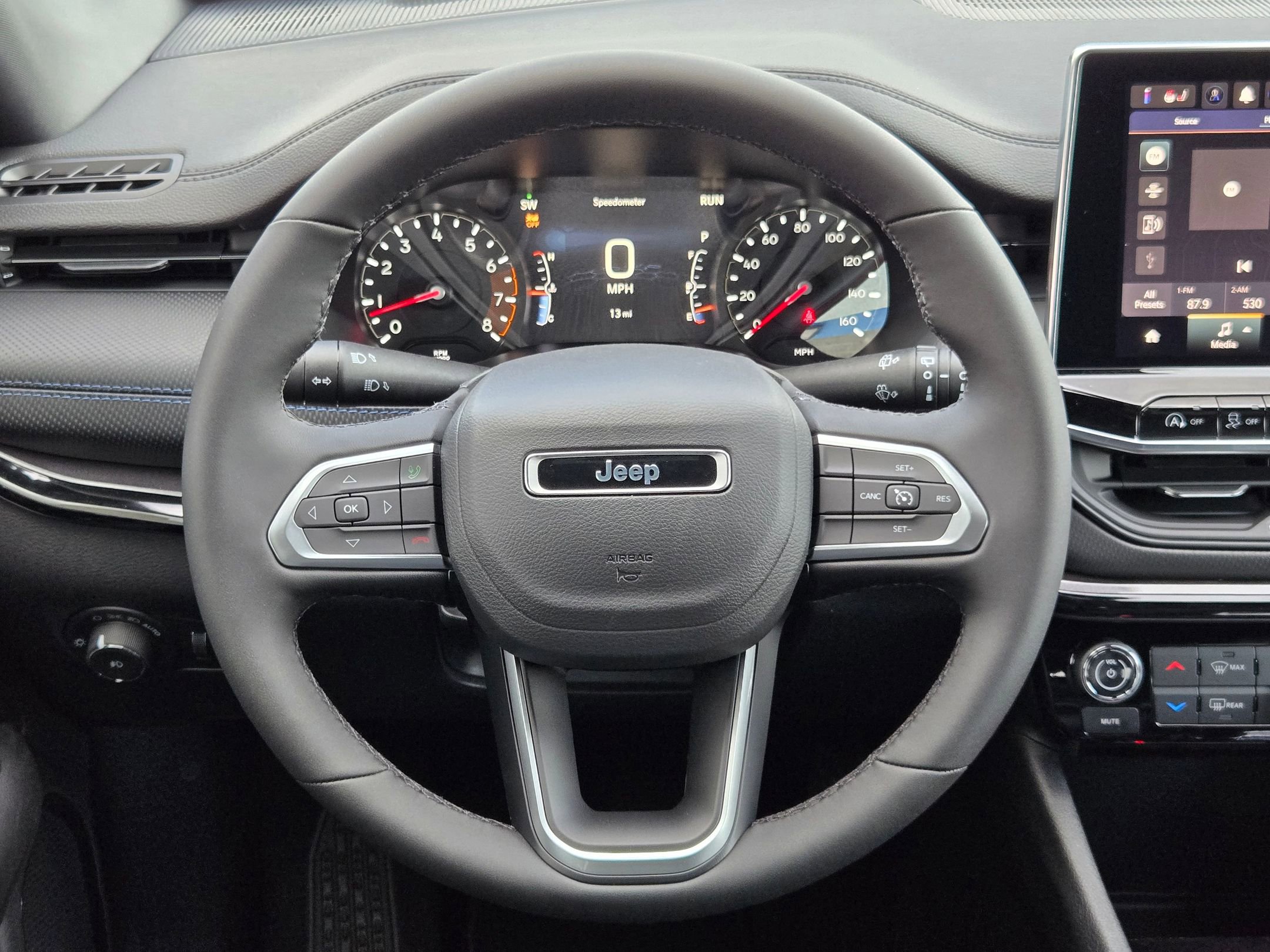 New 2026 Jeep Compass Latitude image 15