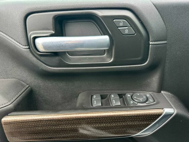 Used 2021 Chevrolet Silverado 2500 LT w/ Convenience Package AWD/4WD image 11
