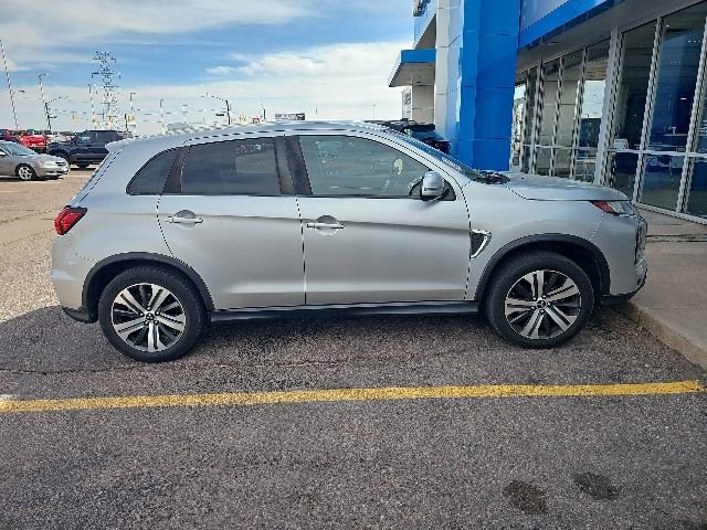 Used 2021 Mitsubishi Outlander Sport SE AWD/4WD image 2
