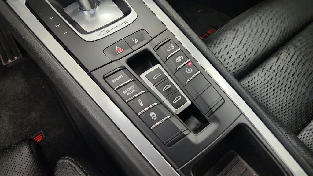 Used 2013 Porsche 911 Carrera 4S AWD/4WD image 35