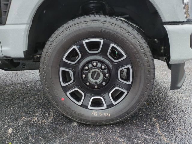 New 2026 Ford F250 4x4 Crew Cab Super Duty image 11