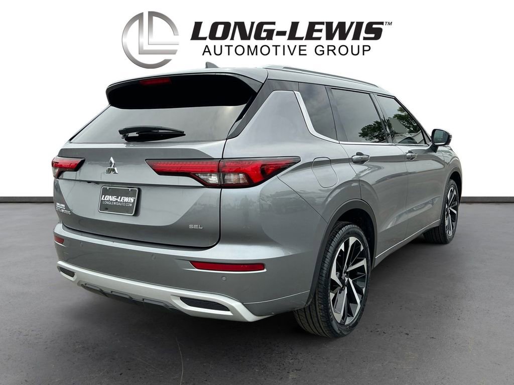 Used 2023 Mitsubishi Outlander SEL FWD image 7