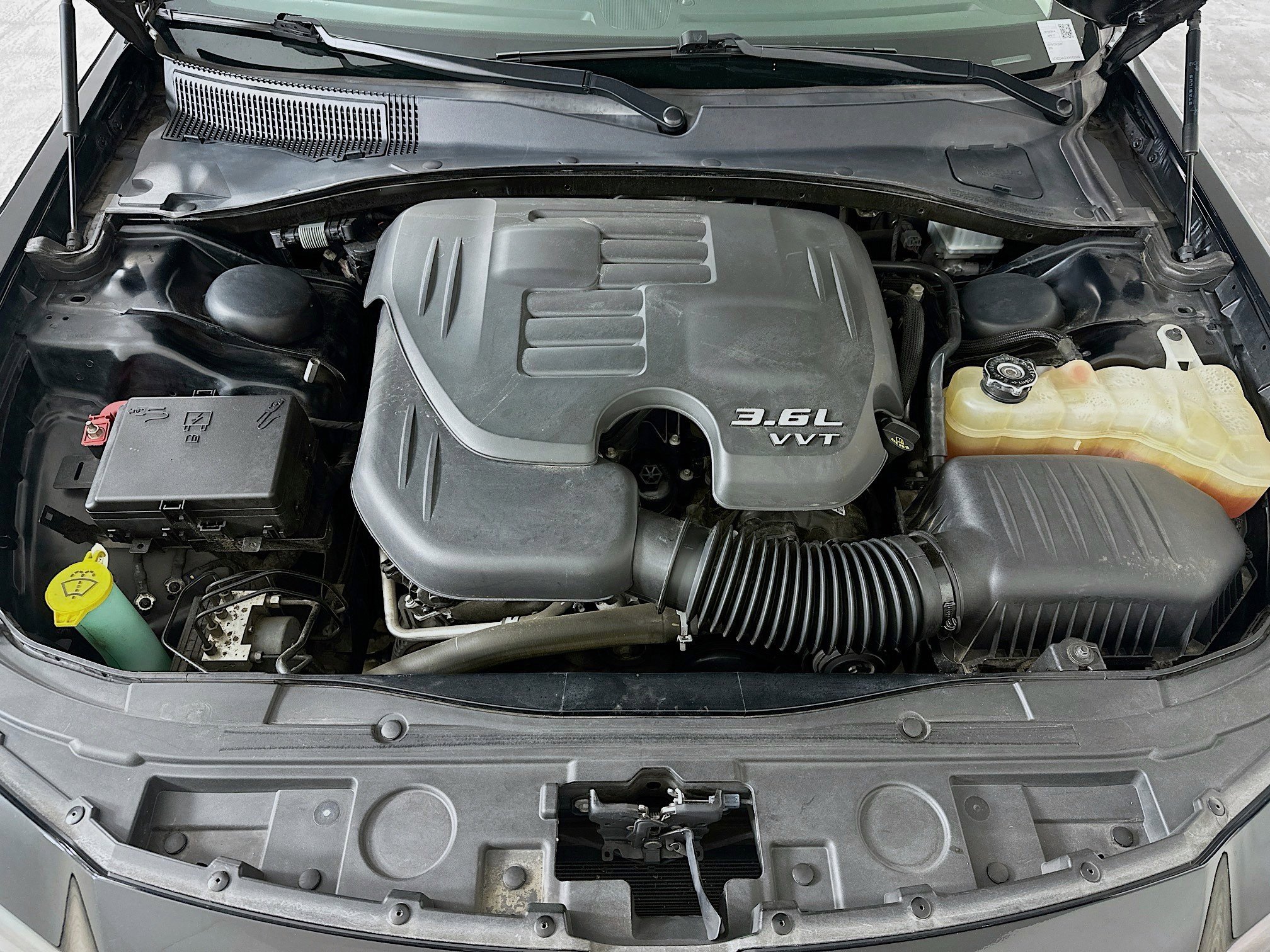 Used 2019 Chrysler 300 Touring w/ Sport Appearance Package image 31