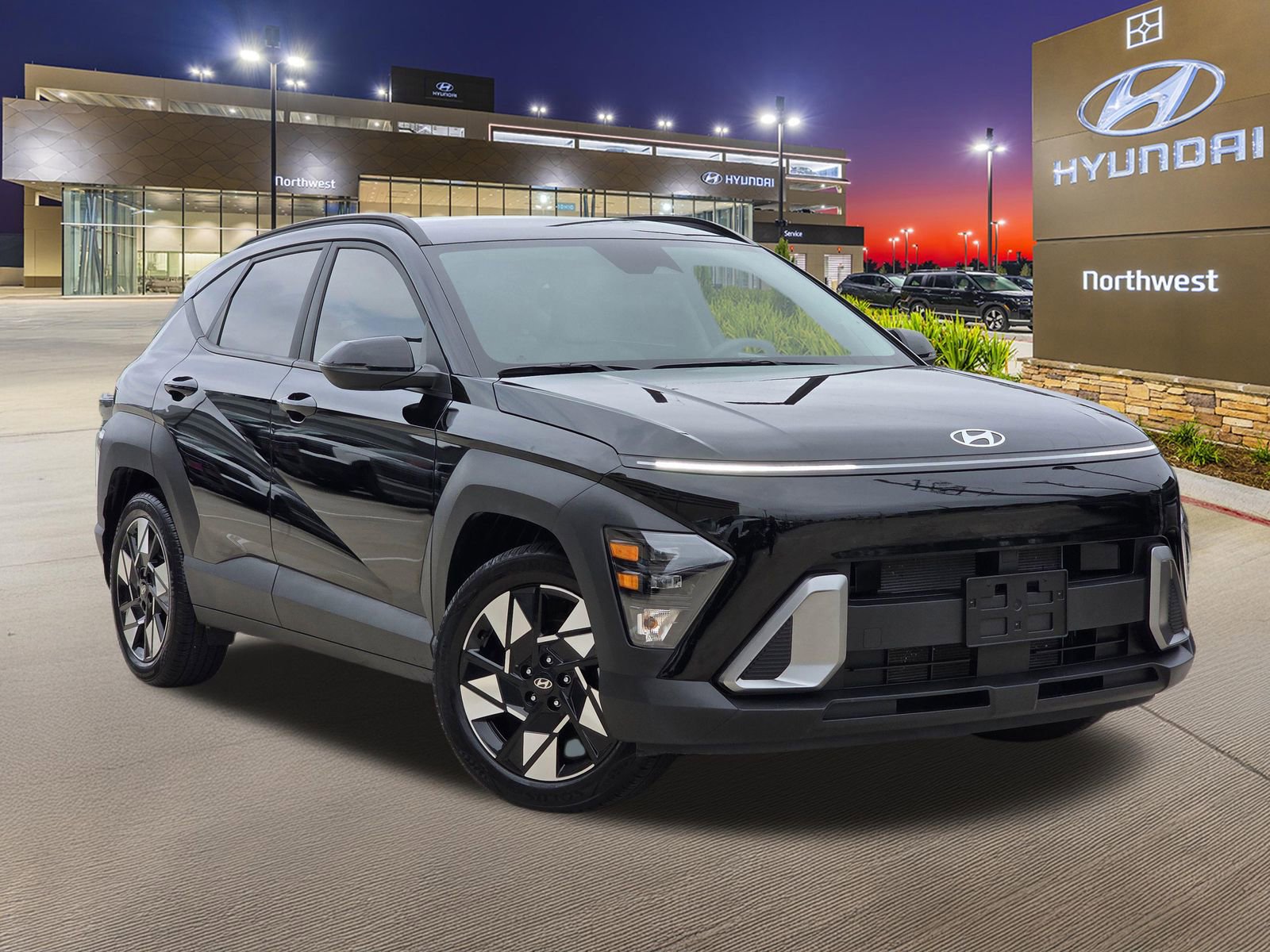 Certified 2025 Hyundai Kona SEL FWD image 3