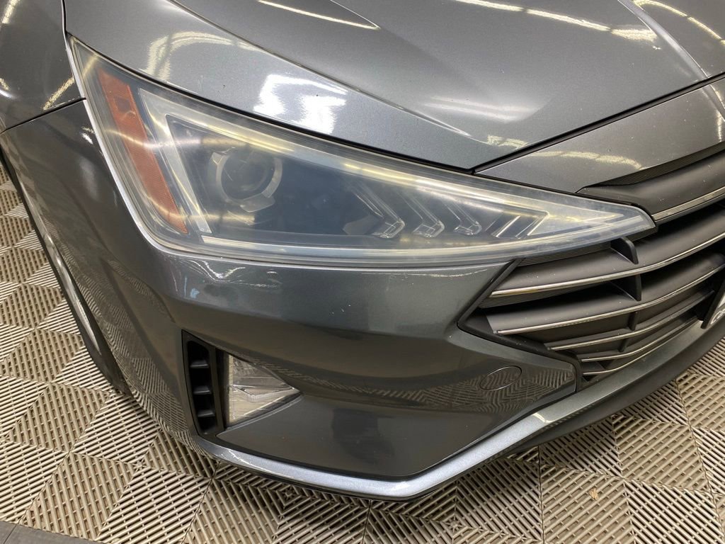Used 2019 Hyundai Elantra SE w/ Cargo Package image 2