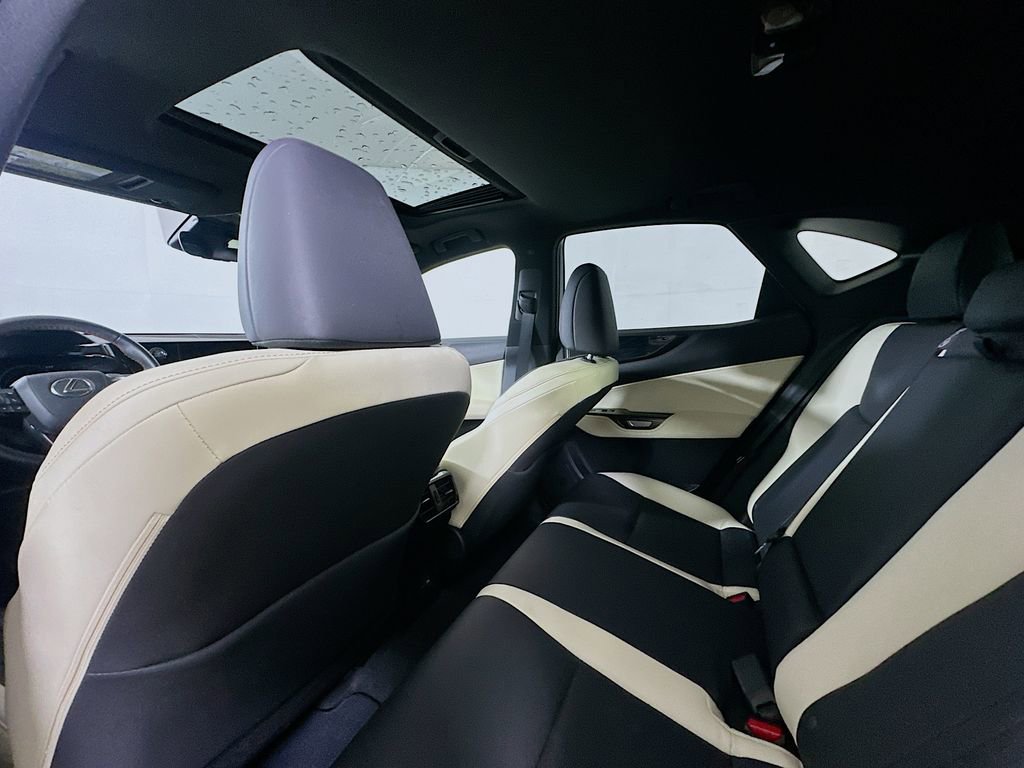 Used 2024 Lexus NX 350 AWD image 11
