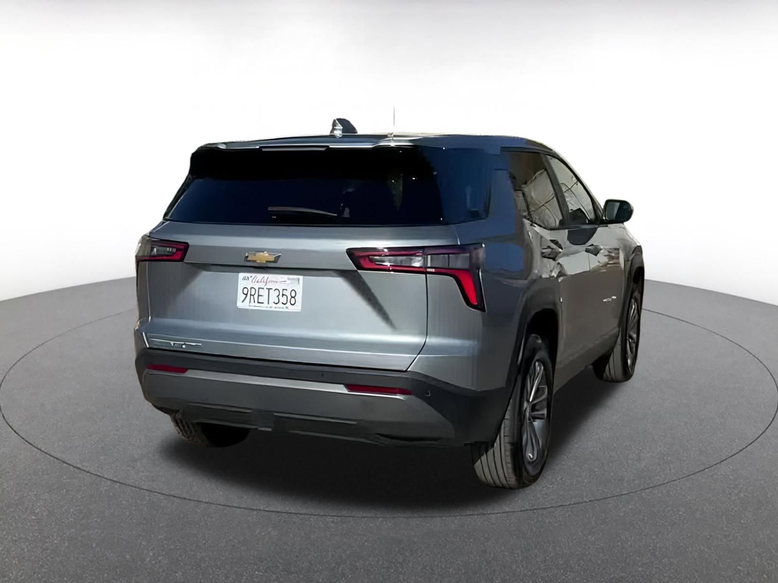 Used 2025 Chevrolet Equinox LT image 10