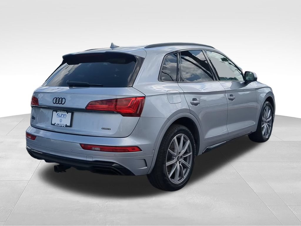 Used 2023 Audi Q5 e Prestige w/ Prestige Package AWD/4WD image 4