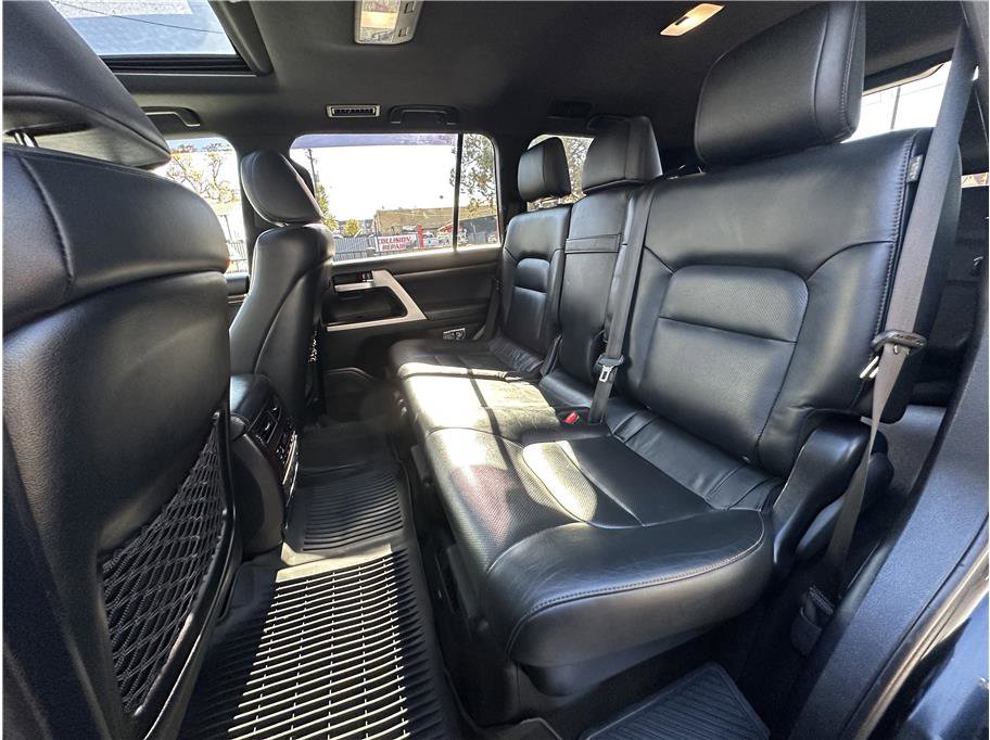 Used 2021 Toyota Land Cruiser Heritage Edition image 16
