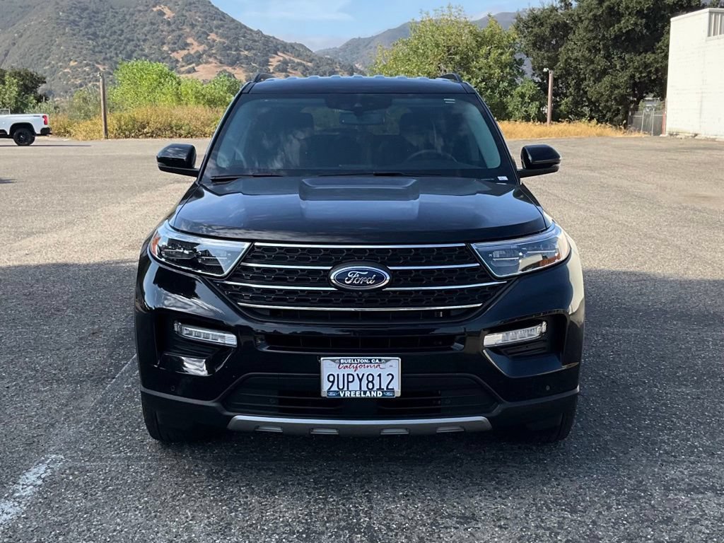 Certified 2024 Ford Explorer XLT w/ Equipment Group 202A AWD/4WD image 9