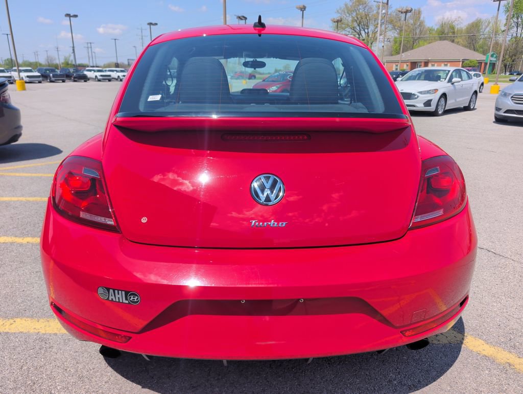 Used 2014 Volkswagen Beetle R-Line FWD image 6