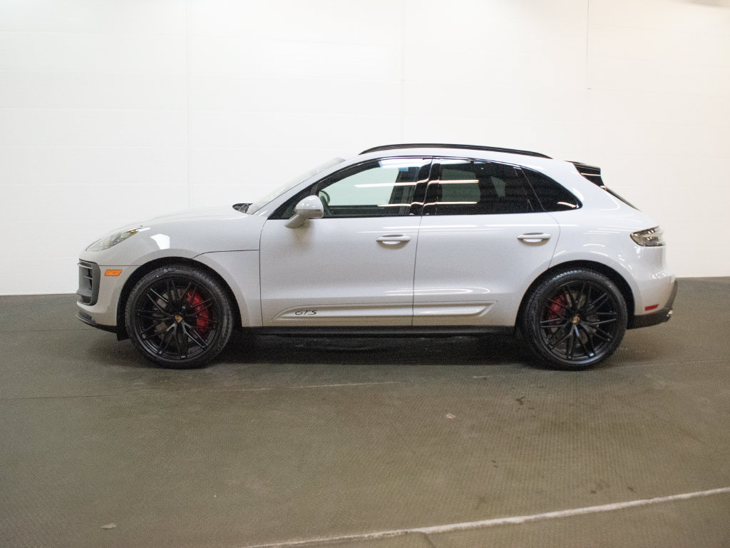 New 2026 Porsche Macan GTS AWD/4WD image 2