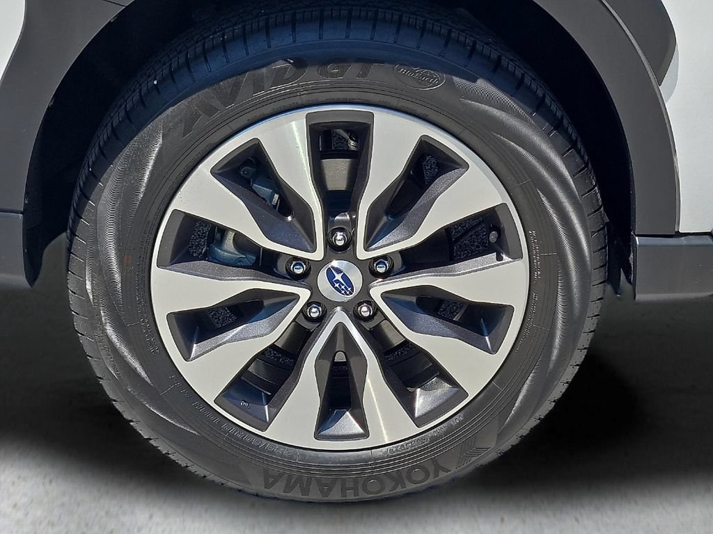 Certified 2025 Subaru Outback Limited AWD/4WD image 15