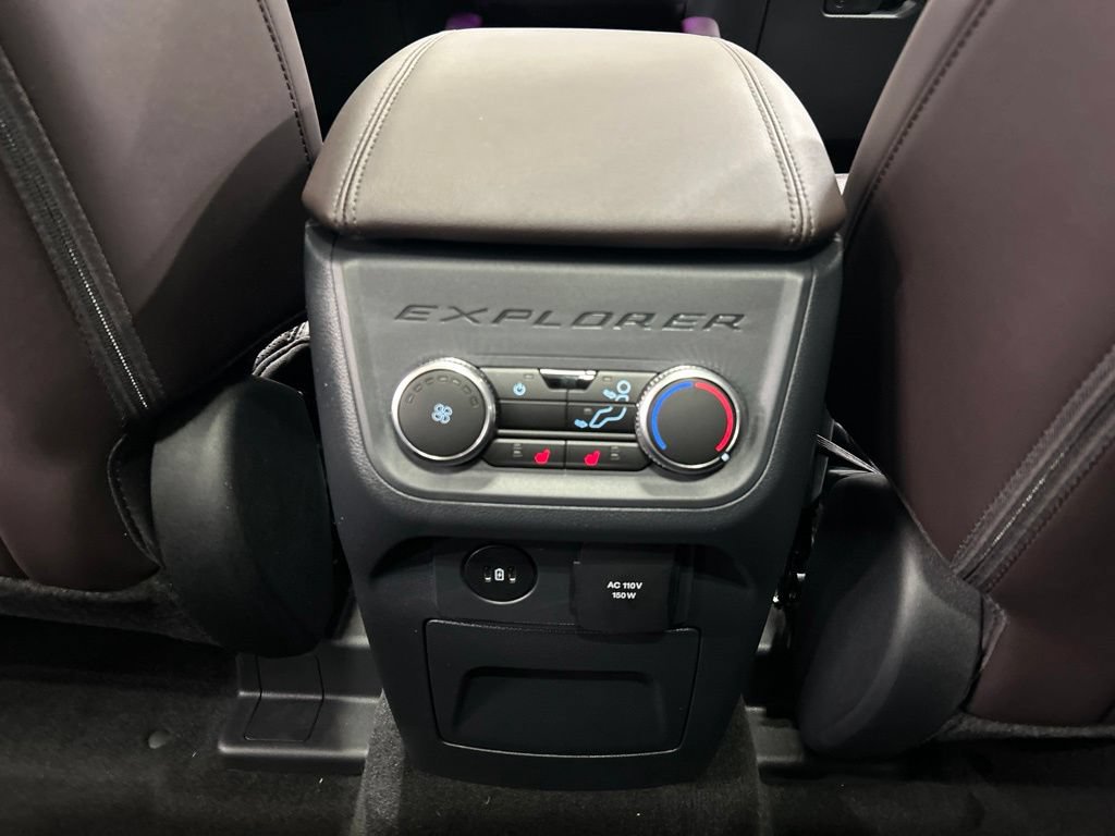 New 2027 Ford Explorer Platinum AWD/4WD image 30