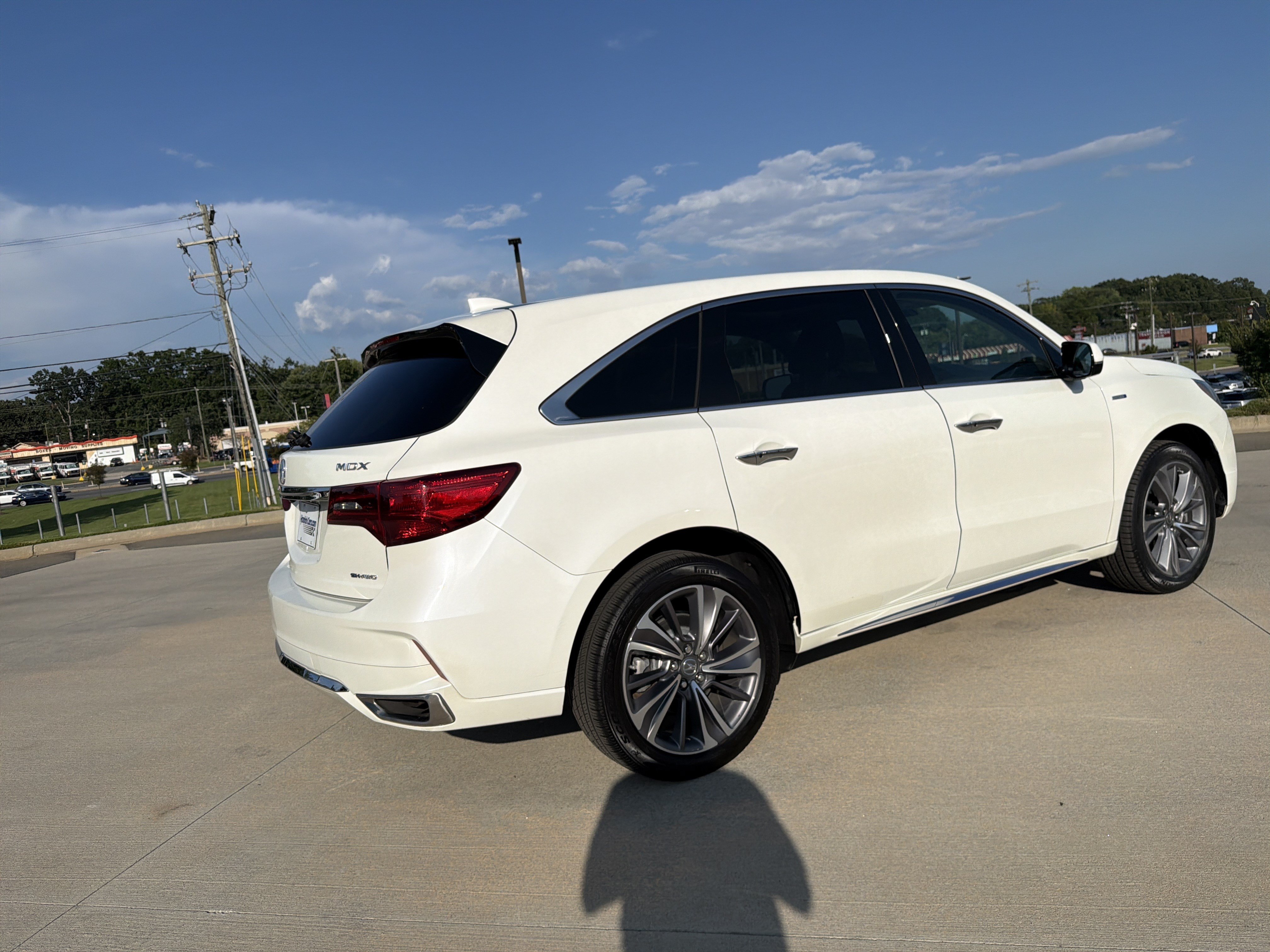 Used 2017 Acura MDX w/ Technology Package AWD/4WD image 31