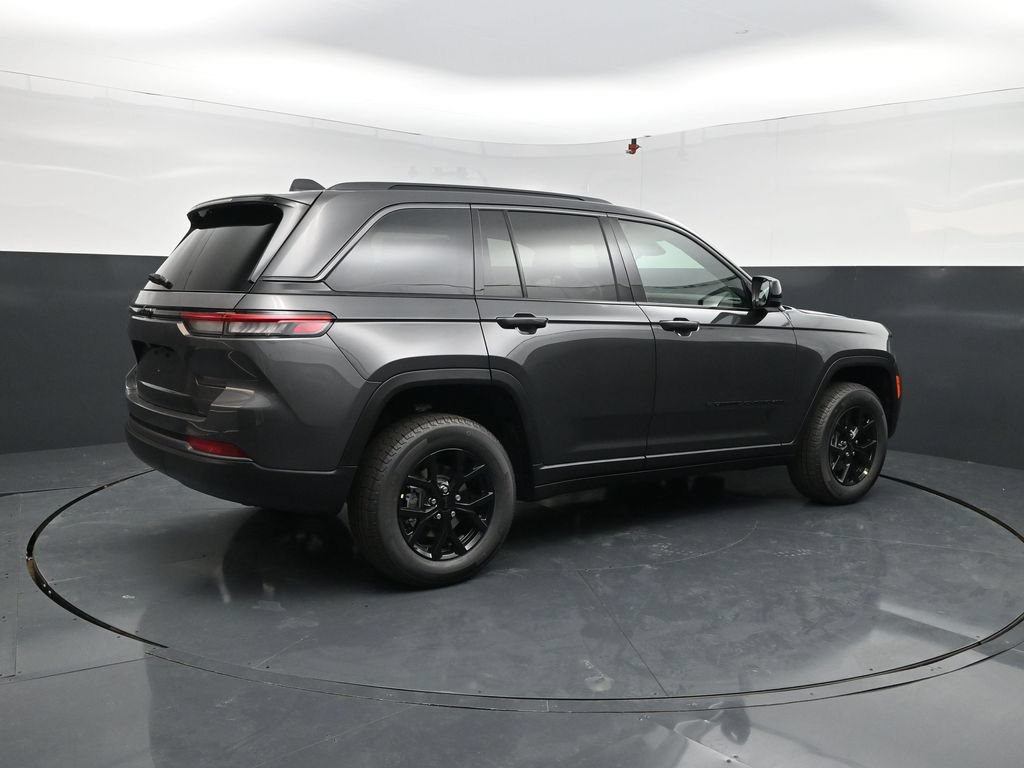New 2026 Jeep Grand Cherokee Altitude AWD/4WD image 7