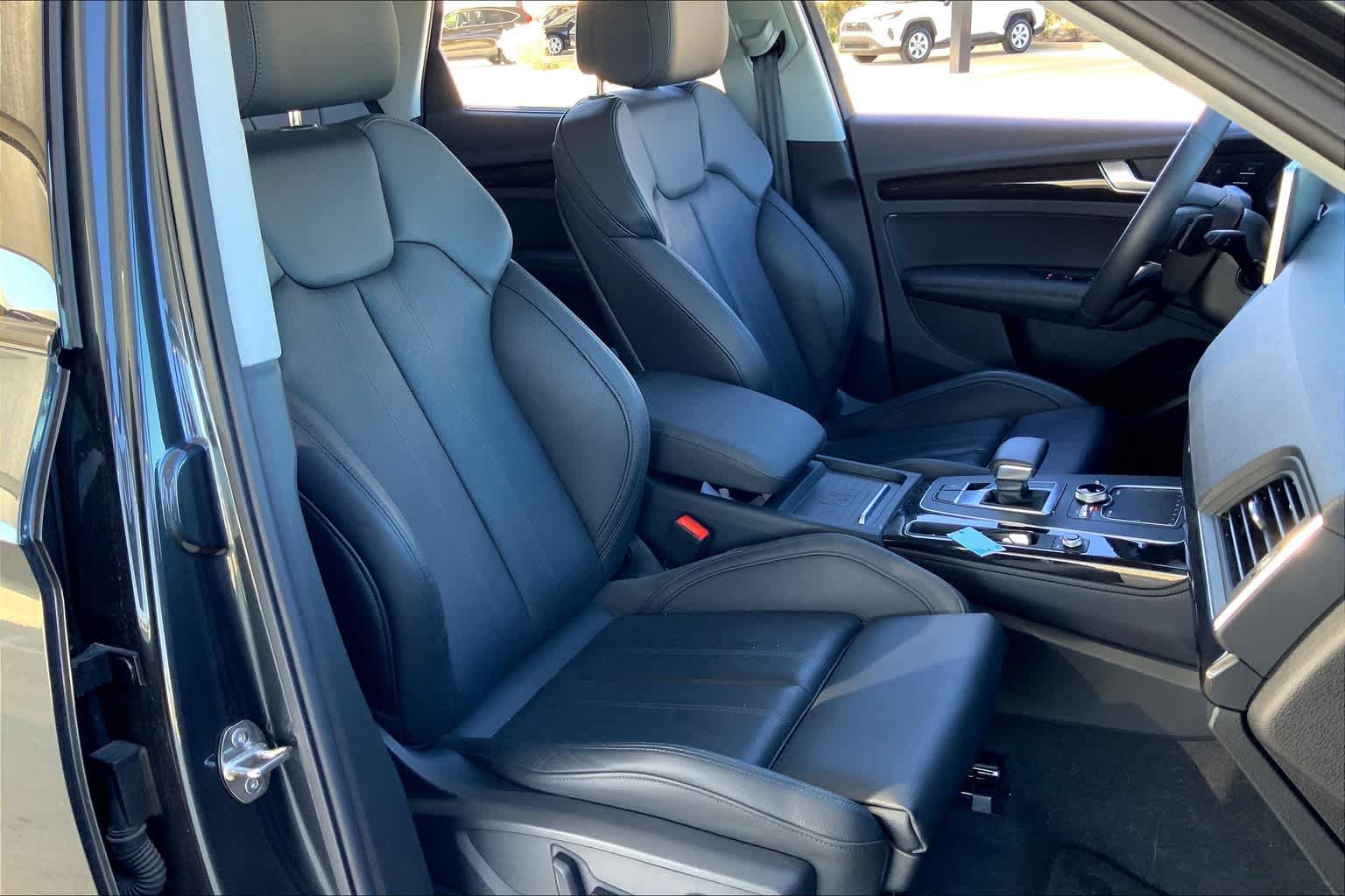 Used 2019 Audi Q5 2.0T Premium Plus w/ Premium Plus Package AWD/4WD image 9