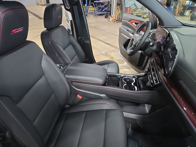 New 2026 Chevrolet Traverse Z71 w/ Driver Confidence Package image 11