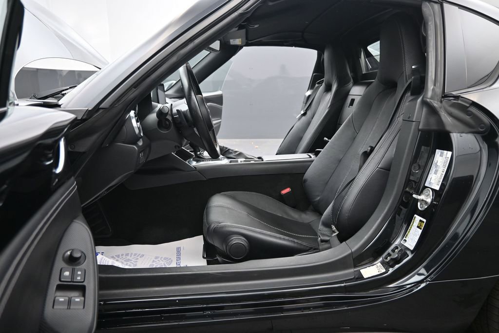 Used 2021 MAZDA MX-5 Miata RF Grand Touring RWD image 5