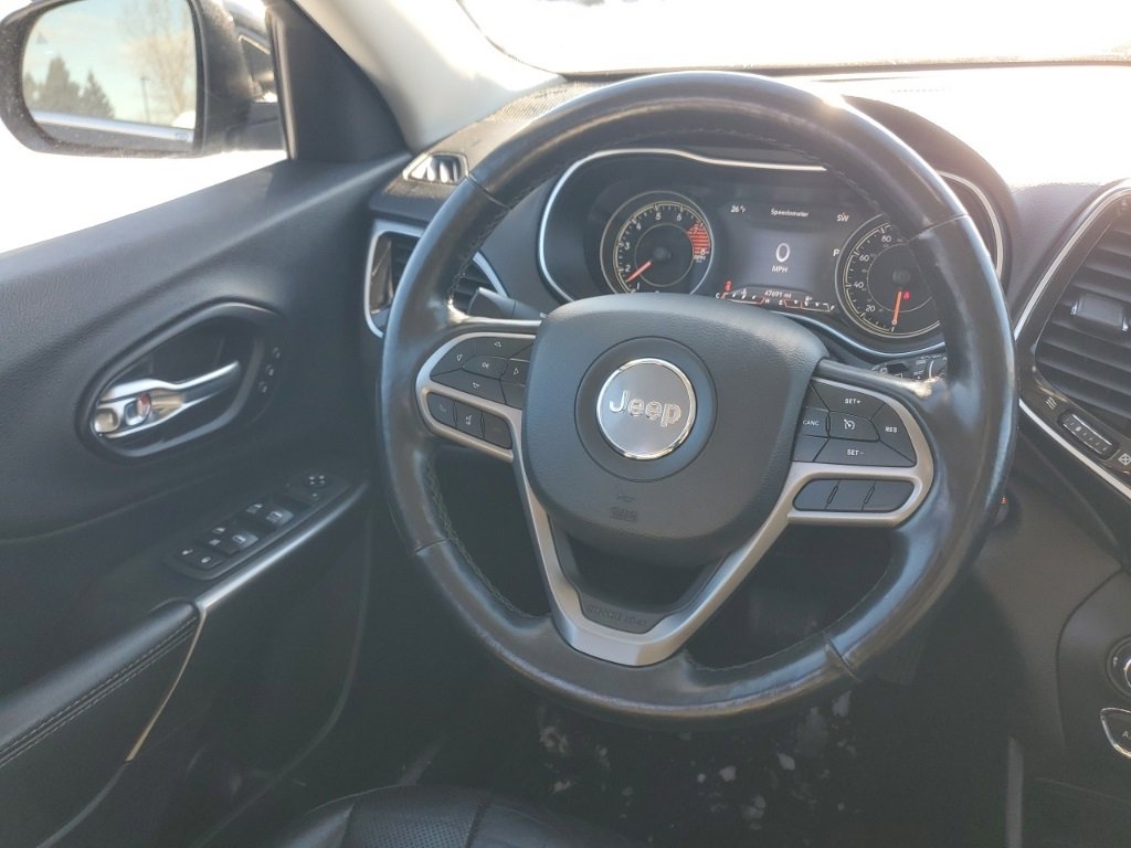 Used 2020 Jeep Cherokee Limited image 7