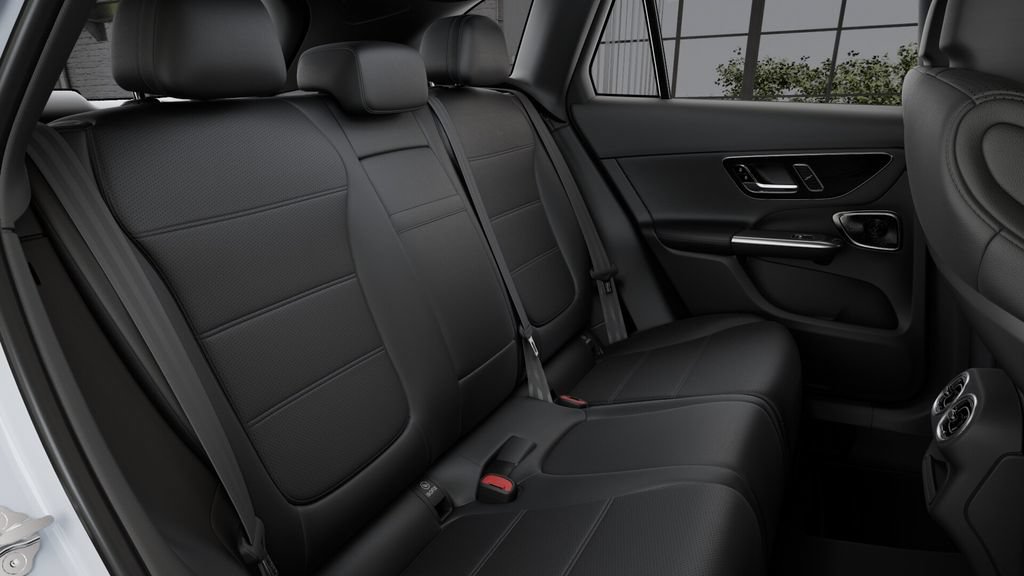 Used 2026 Mercedes-Benz GLC 300 image 40