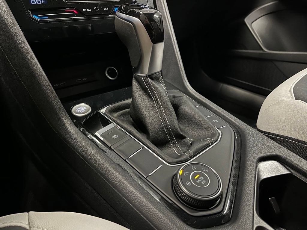 New 2026 Volkswagen Taos SE AWD/4WD image 15