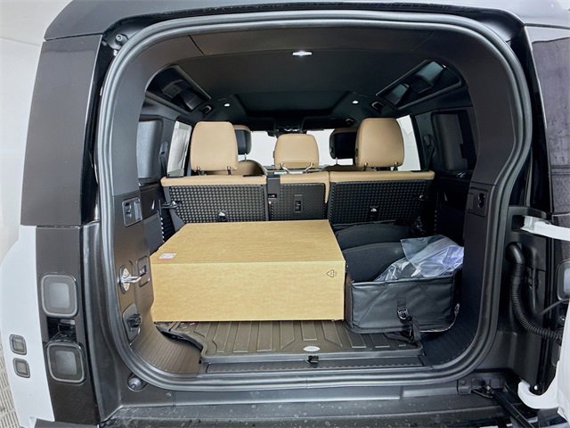 New 2026 Land Rover Defender 110 S image 28