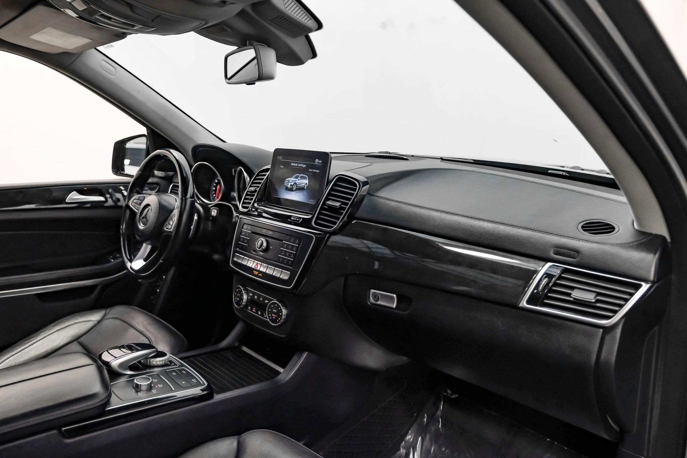 Used 2018 Mercedes-Benz GLS 550 4MATIC image 7