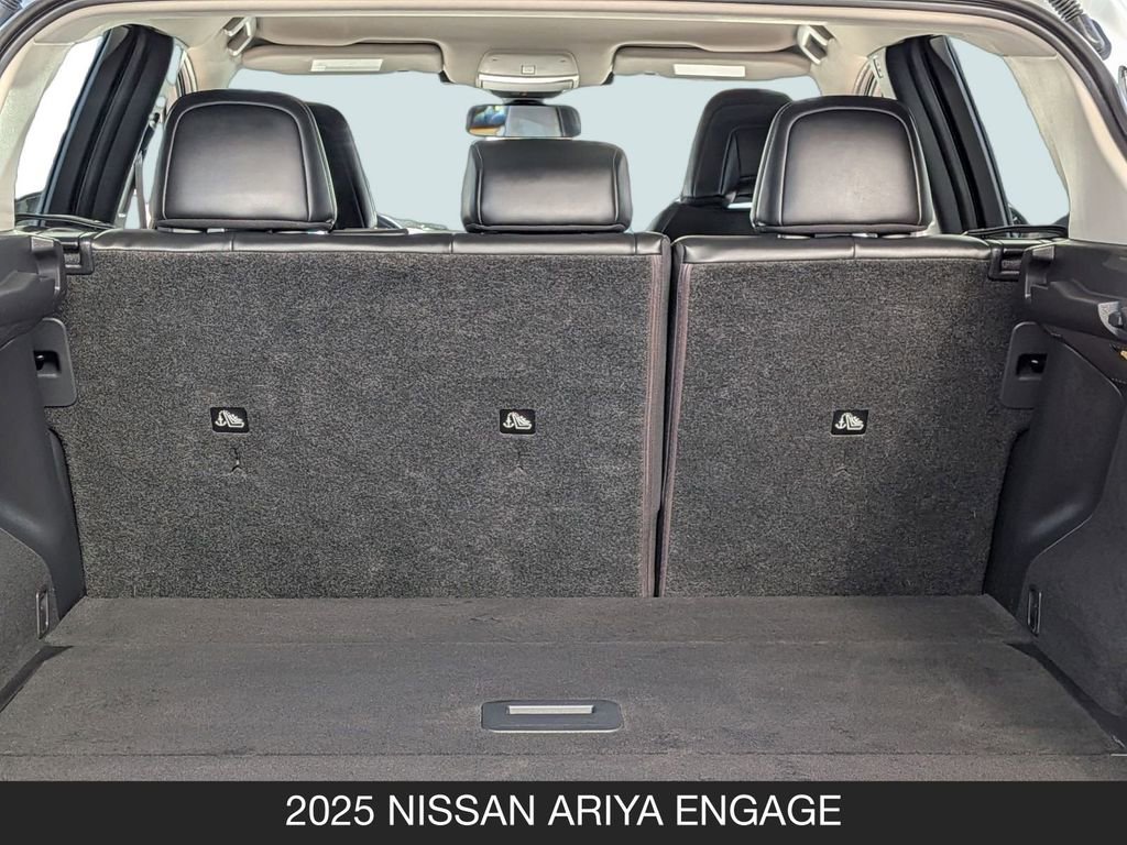 Used 2025 Nissan Ariya FWD image 22