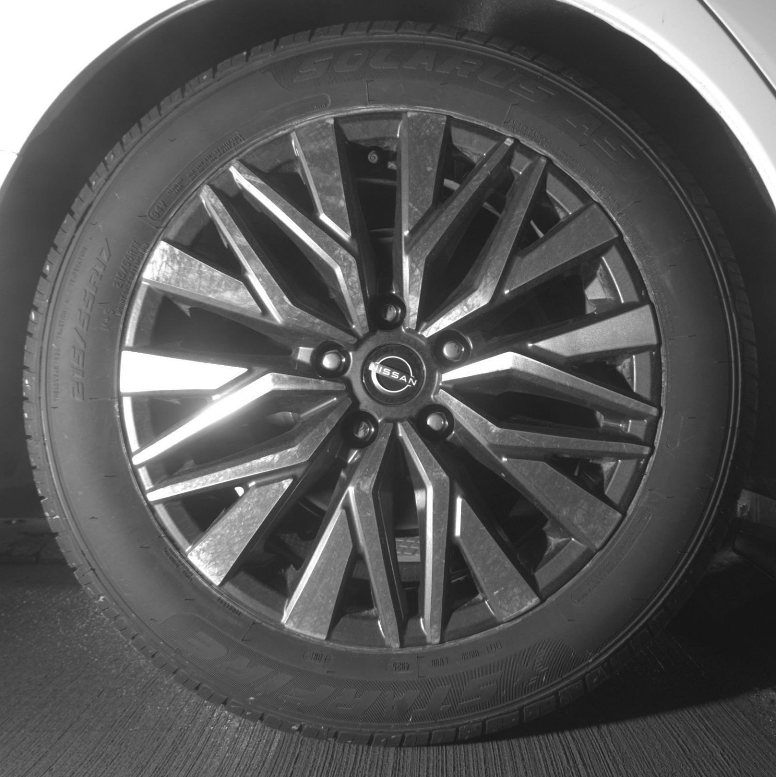 Used 2025 Nissan Altima 2.5 SV FWD image 18