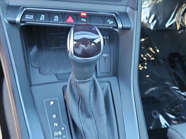 Certified 2025 Audi Q3 2.0T Premium w/ Convenience Package image 12