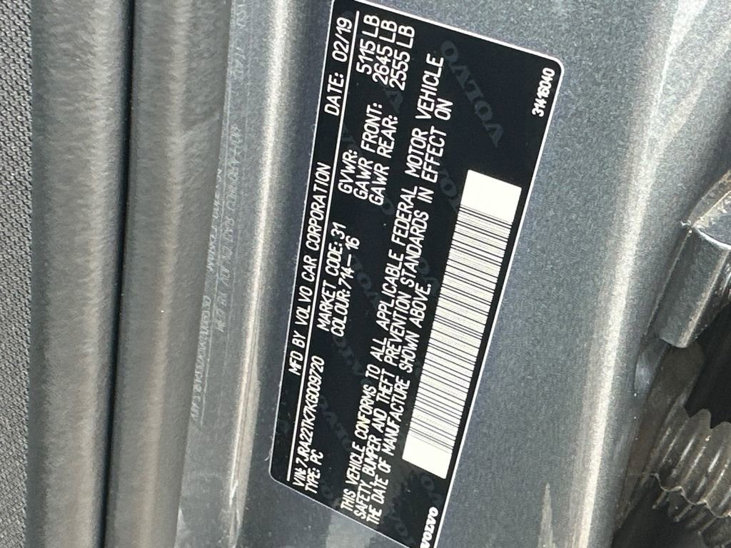 Used 2019 Volvo S60 T6 Momentum w/ Premium Package image 34