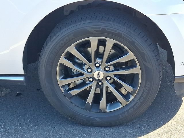 Used 2019 Ford Expedition Limited w/ Equipment Group 301A RWD image 29