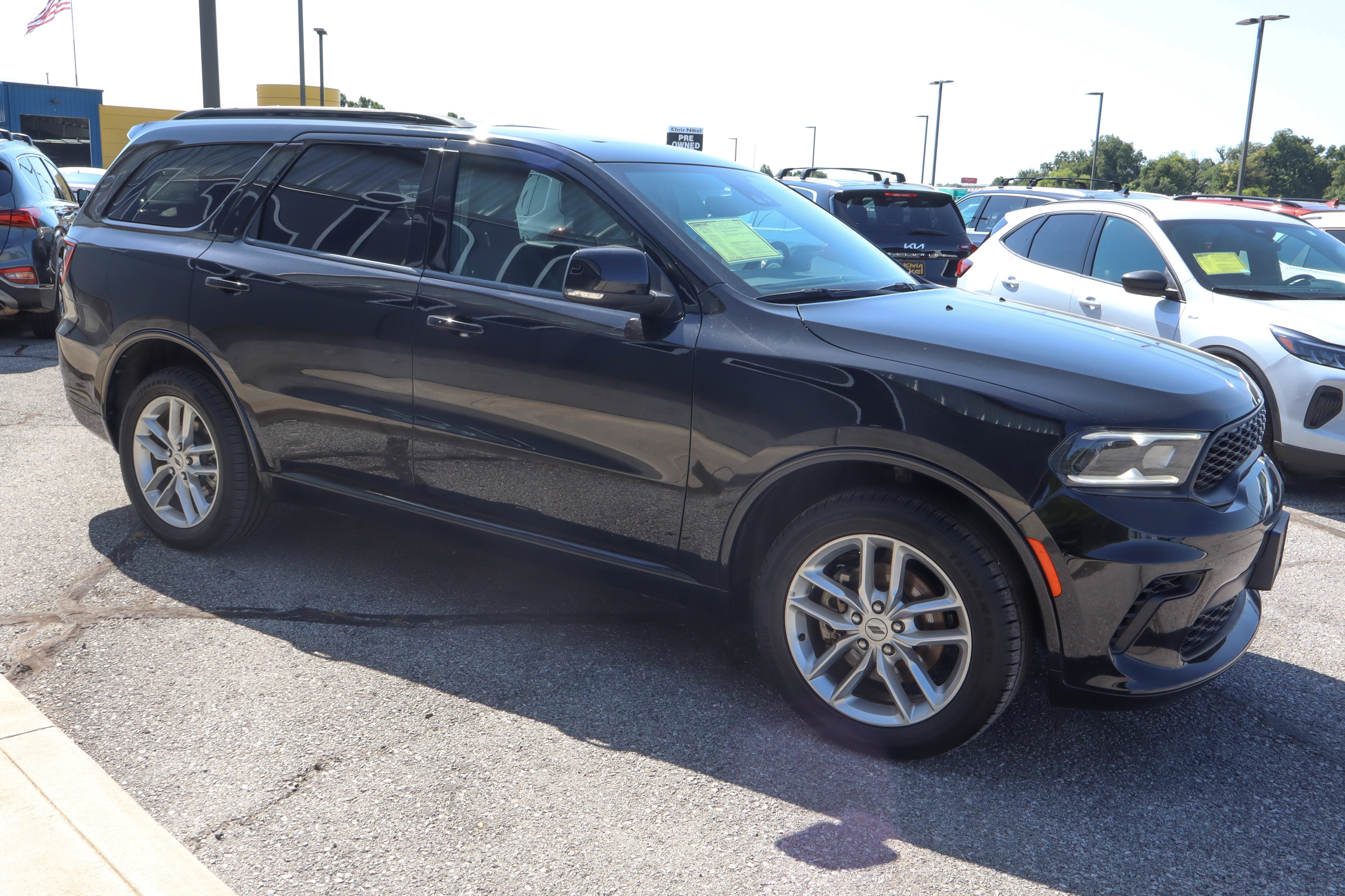 Used 2024 Dodge Durango GT AWD/4WD image 3